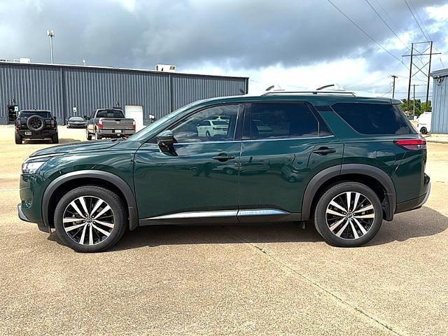 2024 Nissan Pathfinder Platinum 2WD