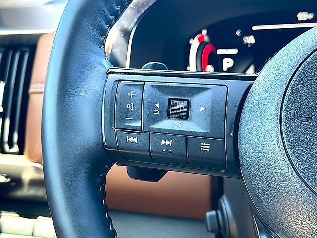 2022 Nissan Pathfinder Platinum 4WD
