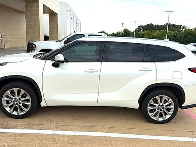 2021 Toyota Highlander Limited FWD (GS)