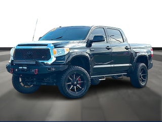 2017 Toyota Tundra 4WD SR5 CrewMax 5.5' Bed 5.7L FFV (SE)