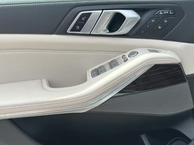 2024 BMW X7 M60i Sports Activity Vehicle