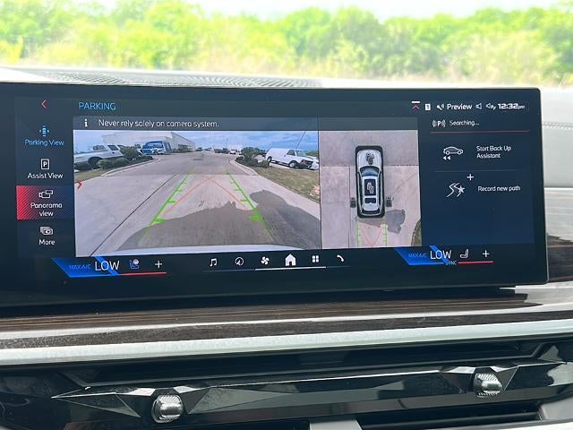 2024 BMW X7 M60i Sports Activity Vehicle