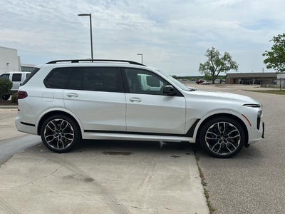 2024 BMW X7 M60i Sports Activity Vehicle