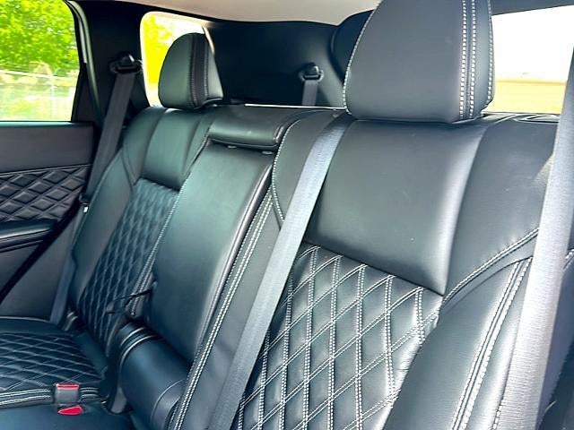 2023 Mitsubishi Outlander SEL FWD
