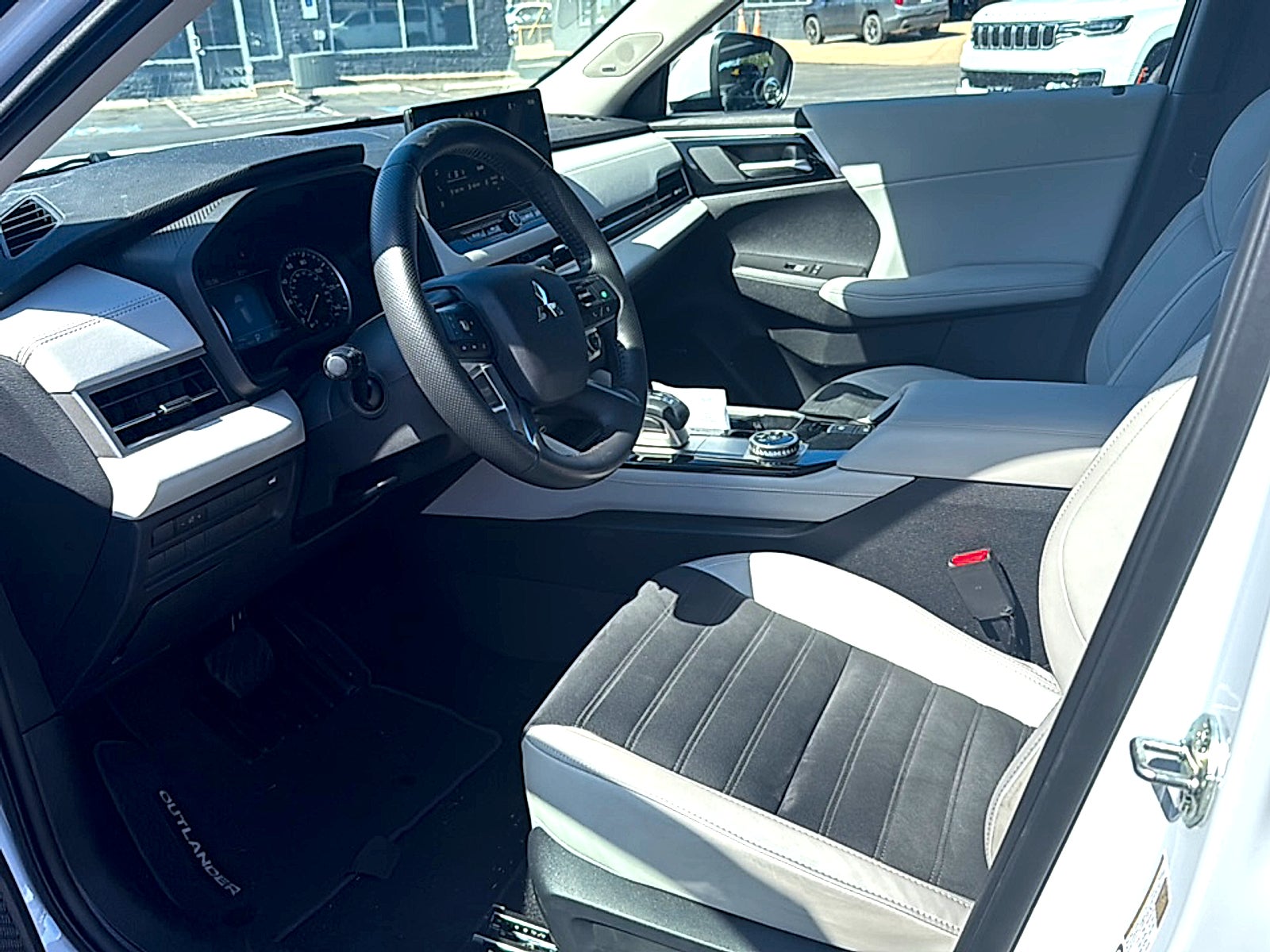 2025 Mitsubishi Outlander SE 2.5 2WD