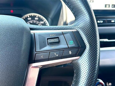 2025 Mitsubishi Outlander SE FWD