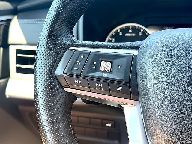 2025 Mitsubishi Outlander SE FWD