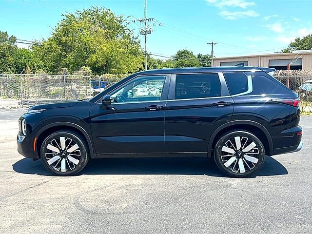 2025 Mitsubishi Outlander SE FWD