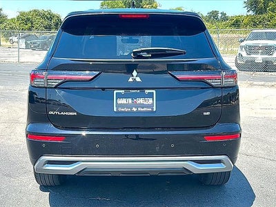 2025 Mitsubishi Outlander SE FWD
