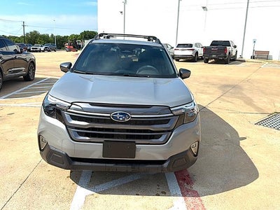 2025 Subaru Forester Premium AWD