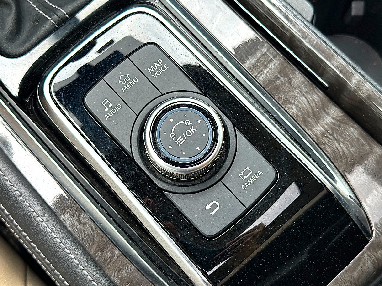 2023 Nissan Armada Platinum 2WD