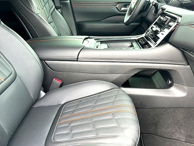 2025 Nissan Armada 4x4 PRO-4X