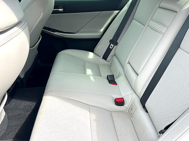 2015 Lexus IS 350 4dr Sdn RWD