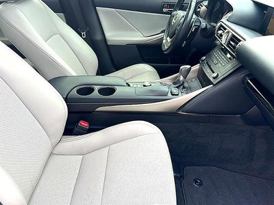 2015 Lexus IS 350 4dr Sdn RWD