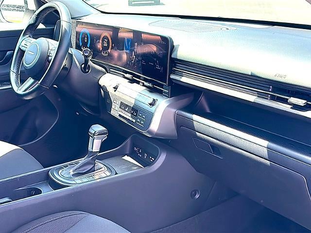 2025 Hyundai KONA SEL FWD