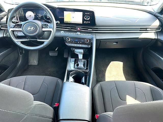 2025 Hyundai ELANTRA SEL Convenience IVT