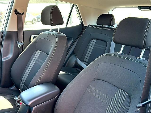 2025 Hyundai VENUE SEL IVT