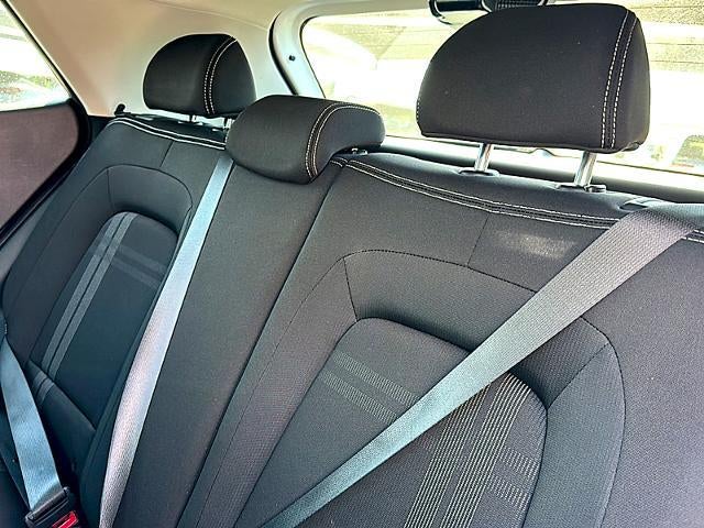 2025 Hyundai VENUE SEL IVT