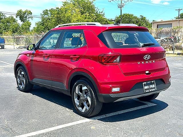 2025 Hyundai VENUE SEL IVT