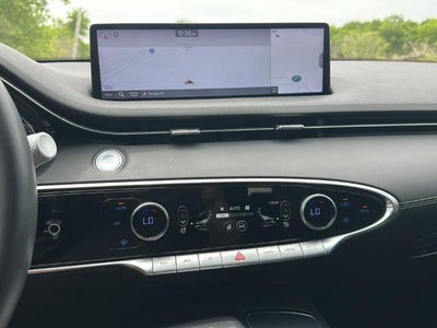 2025 Genesis GV70 2.5T AWD