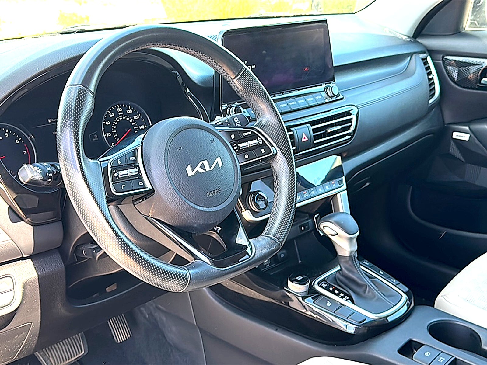 2023 Kia Seltos SX Turbo