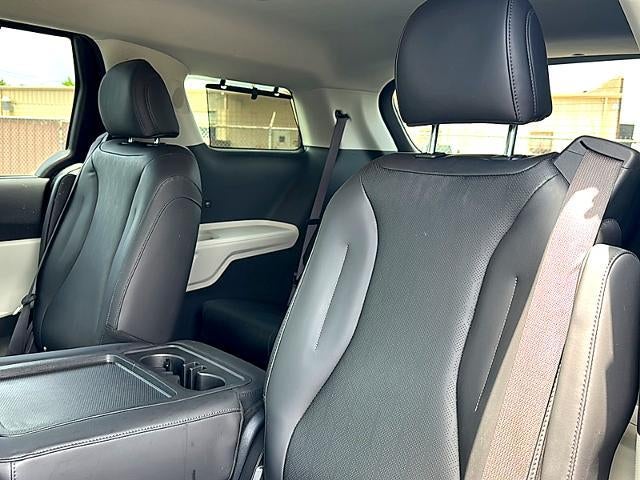 2023 Kia Carnival EX FWD