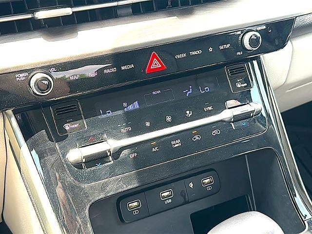 2023 Kia Carnival EX FWD