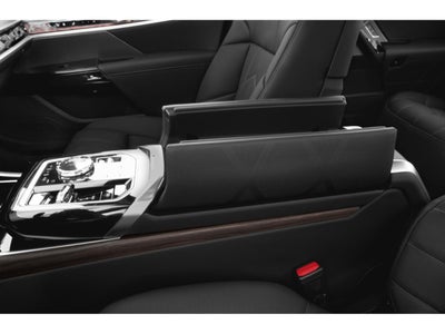 2023 BMW 760i xDrive Sedan