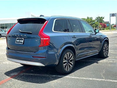 2022 Volvo XC90 T6 AWD Momentum 6P