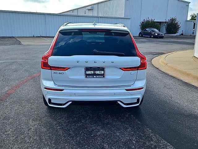 2024 Volvo XC60 Recharge Plug-In Hybrid T8 eAWD PHEV Ultimate Dark Theme
