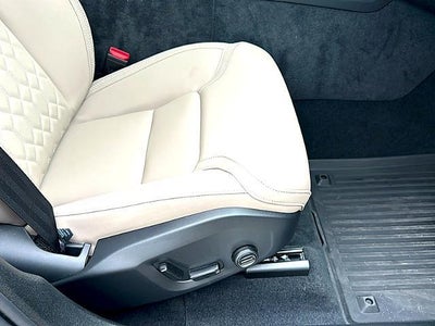2026 Volvo XC60 B5 AWD Plus
