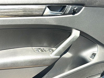 2020 Volkswagen Passat 2.0T R-Line