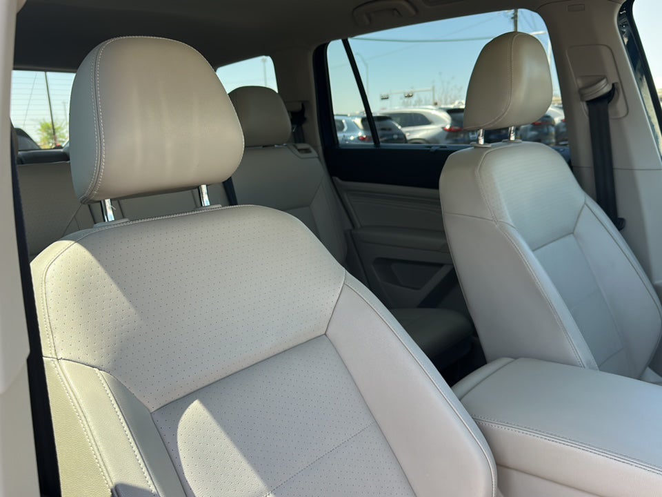 2022 Volkswagen Atlas 2.0T SE w/Technology