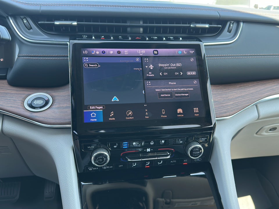 2023 Jeep Grand Cherokee Summit 4x2