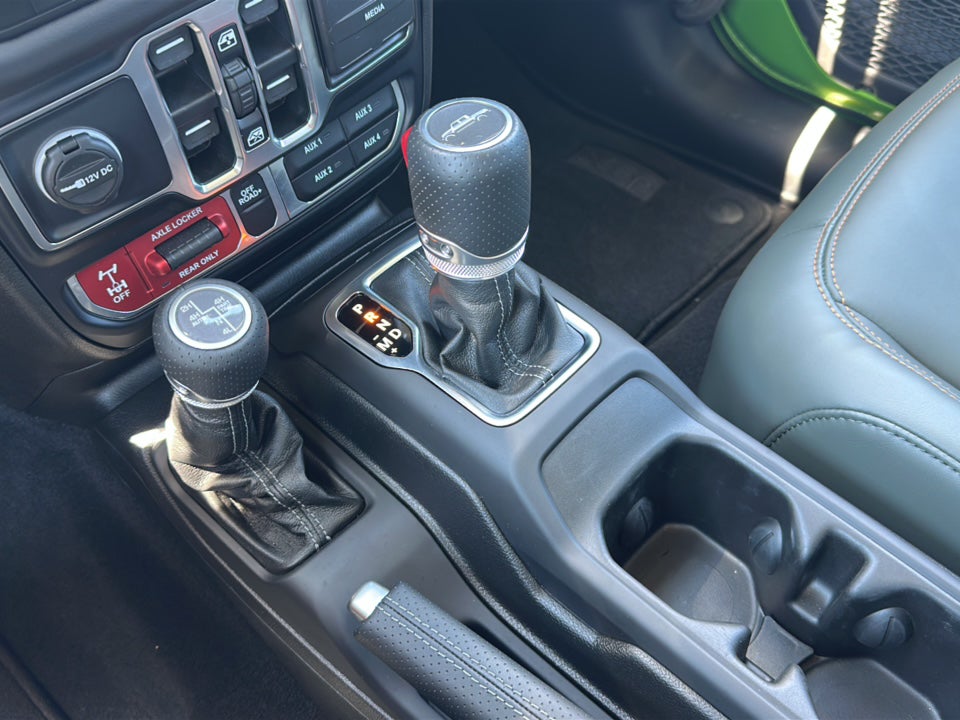 2025 Jeep Gladiator Mojave X