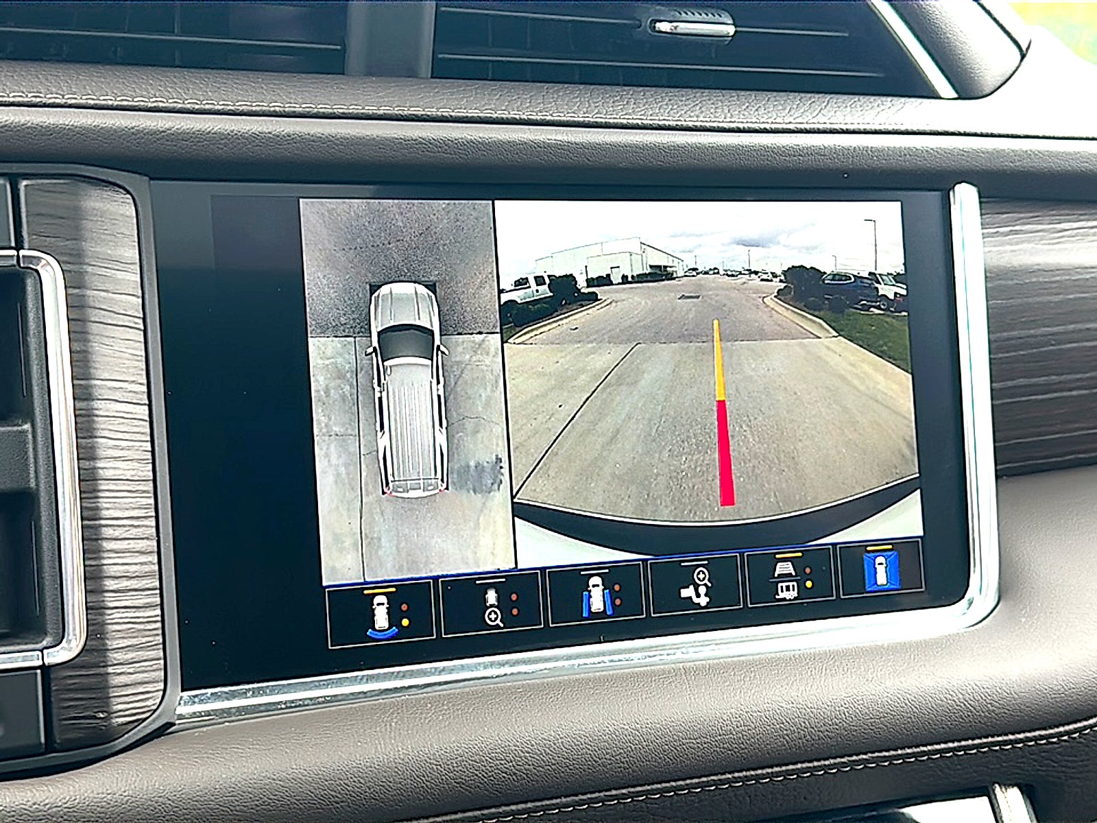 2022 GMC Yukon Denali Denali