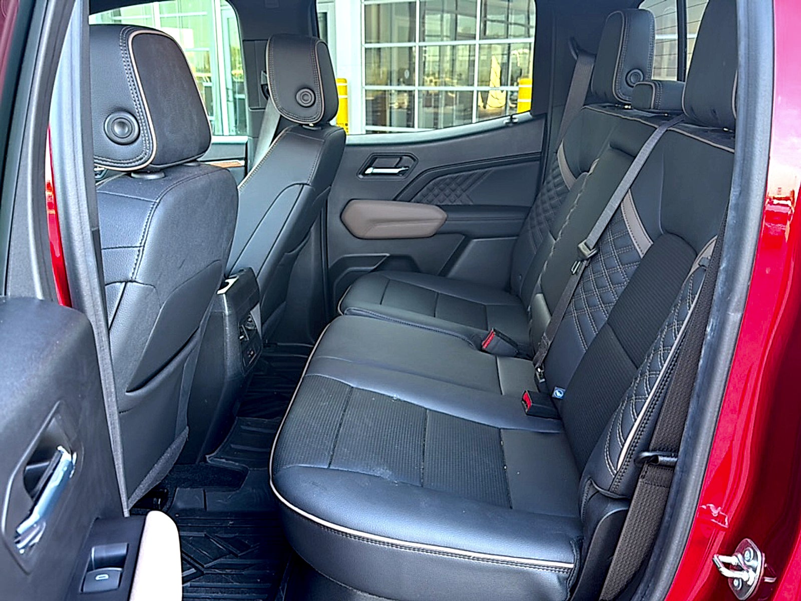 2024 GMC Canyon 4WD Denali