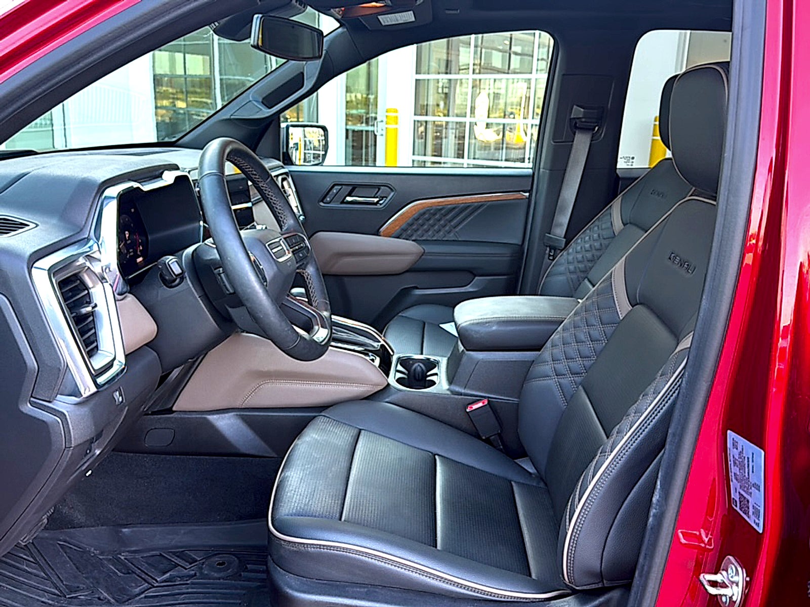 2024 GMC Canyon 4WD Denali