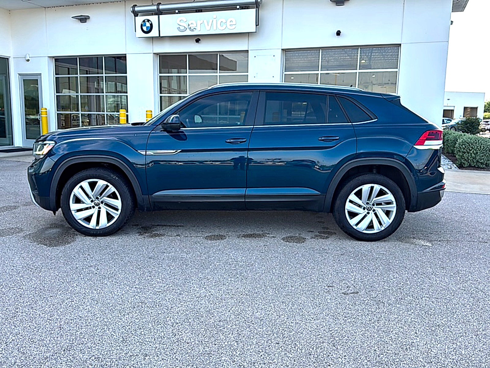2020 Volkswagen Atlas Cross Sport 2.0T SE w/Technology