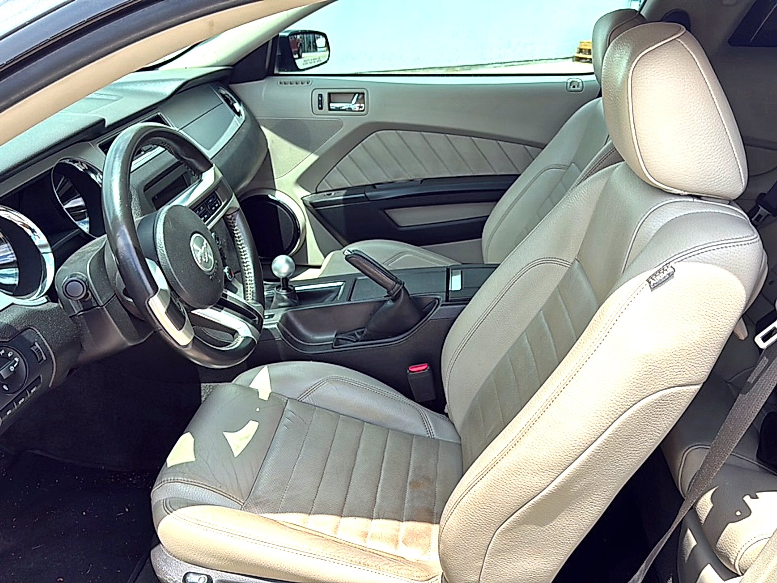 2011 Ford Mustang GT Premium
