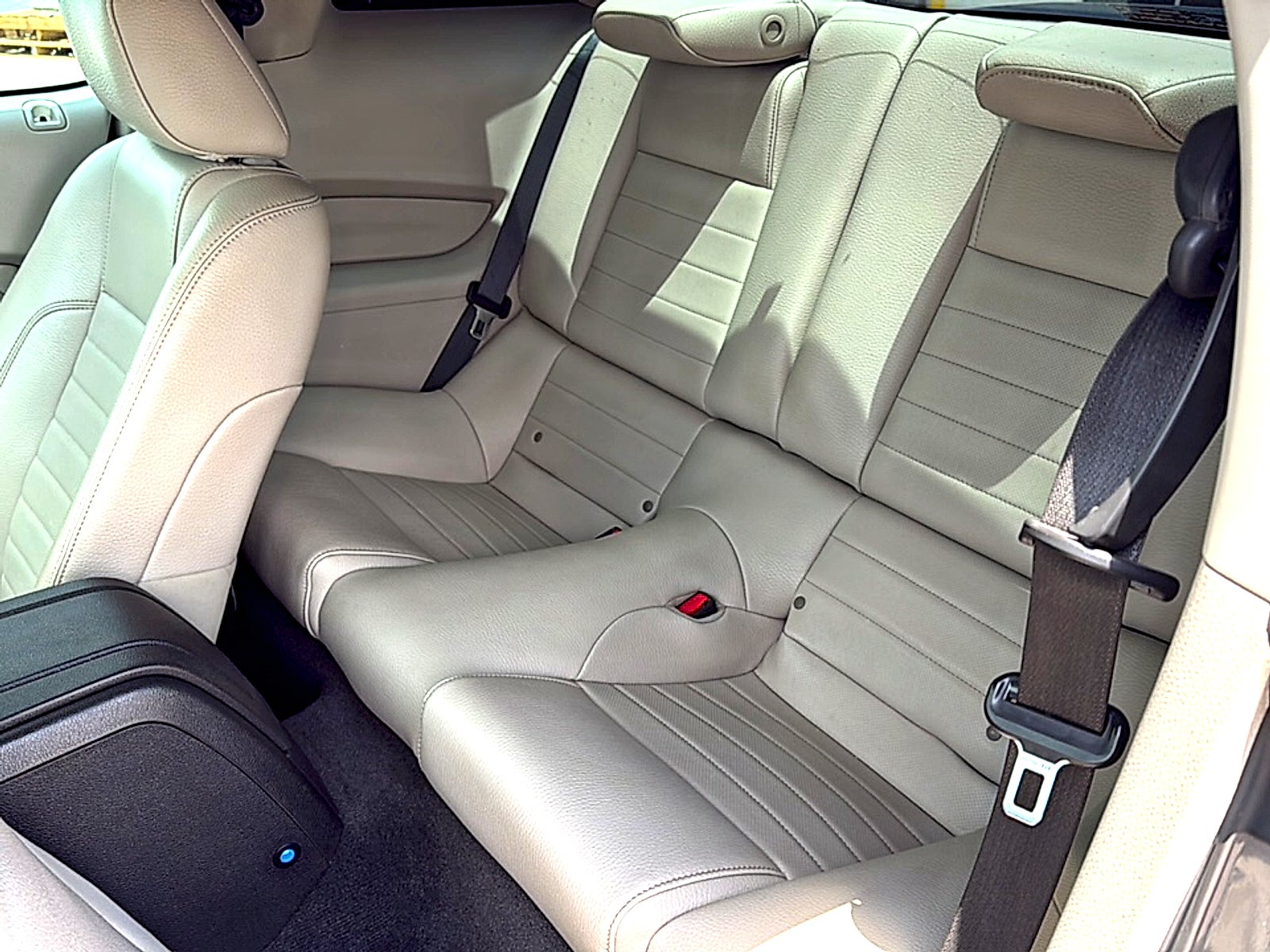 2011 Ford Mustang GT Premium