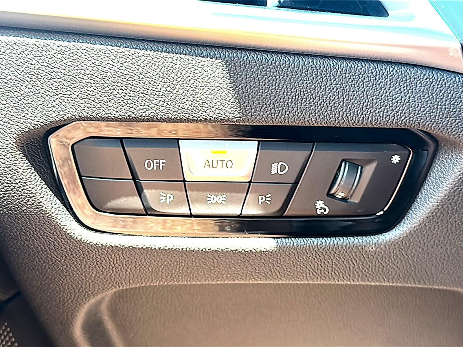 2026 BMW 3 Series 330i NA