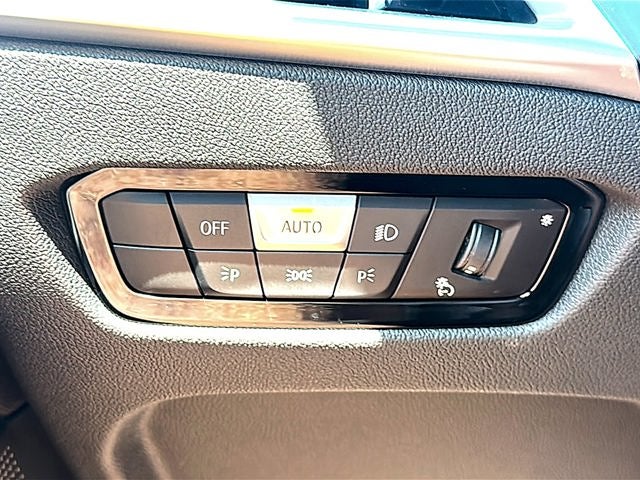 2026 BMW 3 Series 330i NA