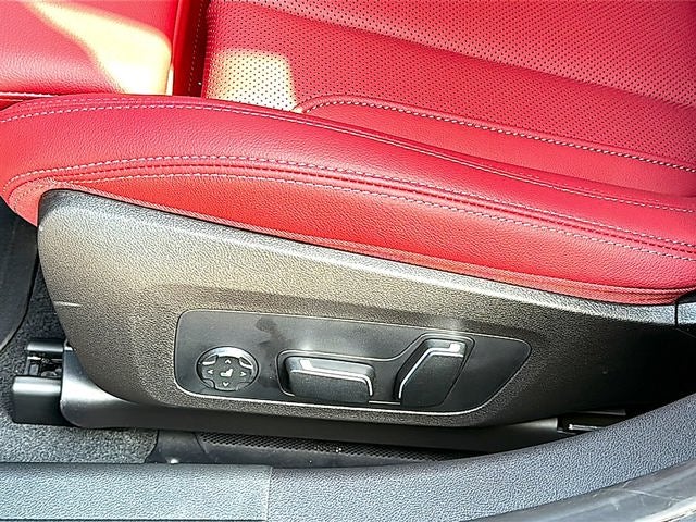 2026 BMW 3 Series 330i NA