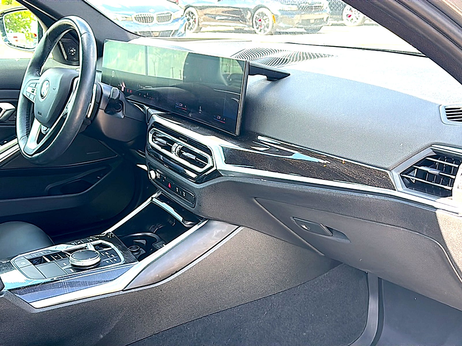 2024 BMW 3 Series 330i