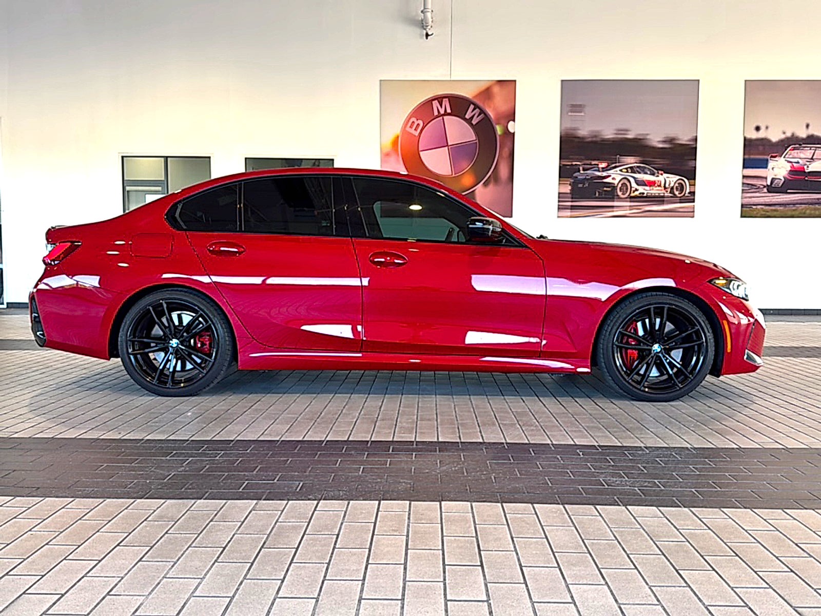 2023 BMW 3 Series 330i