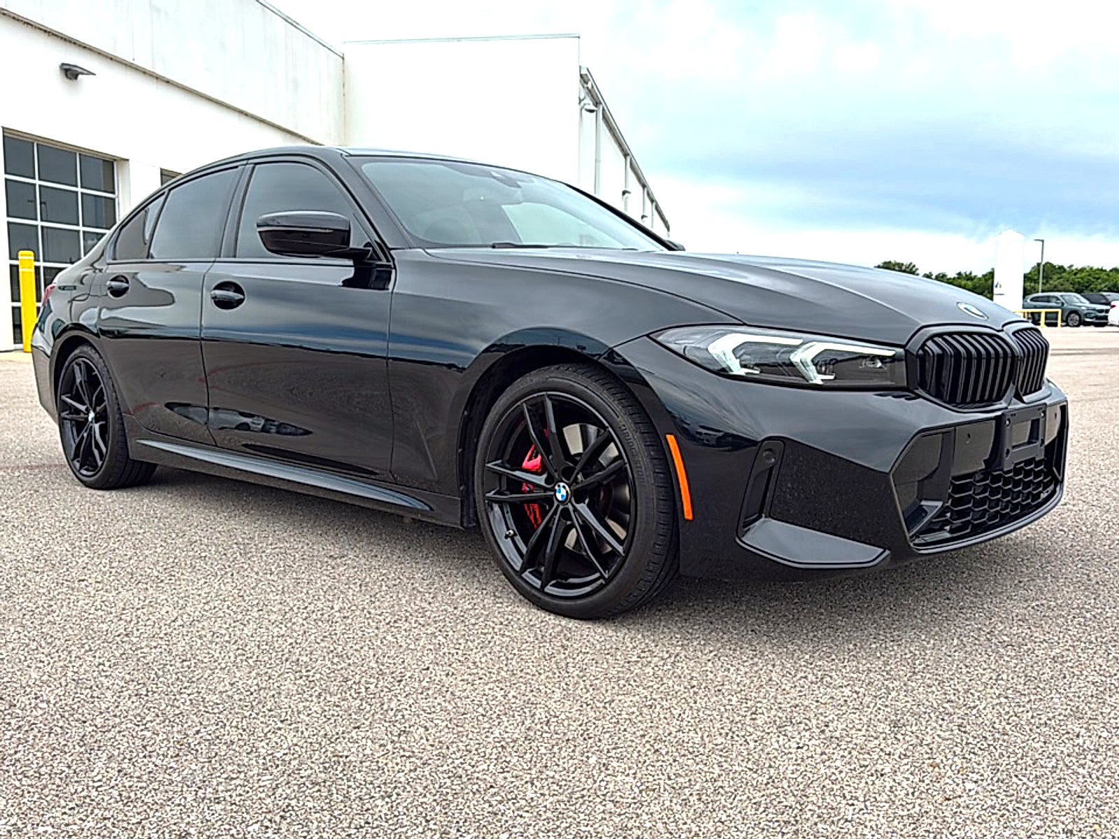 2023 BMW 3 Series 330i