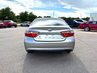 2016 Toyota Camry SE