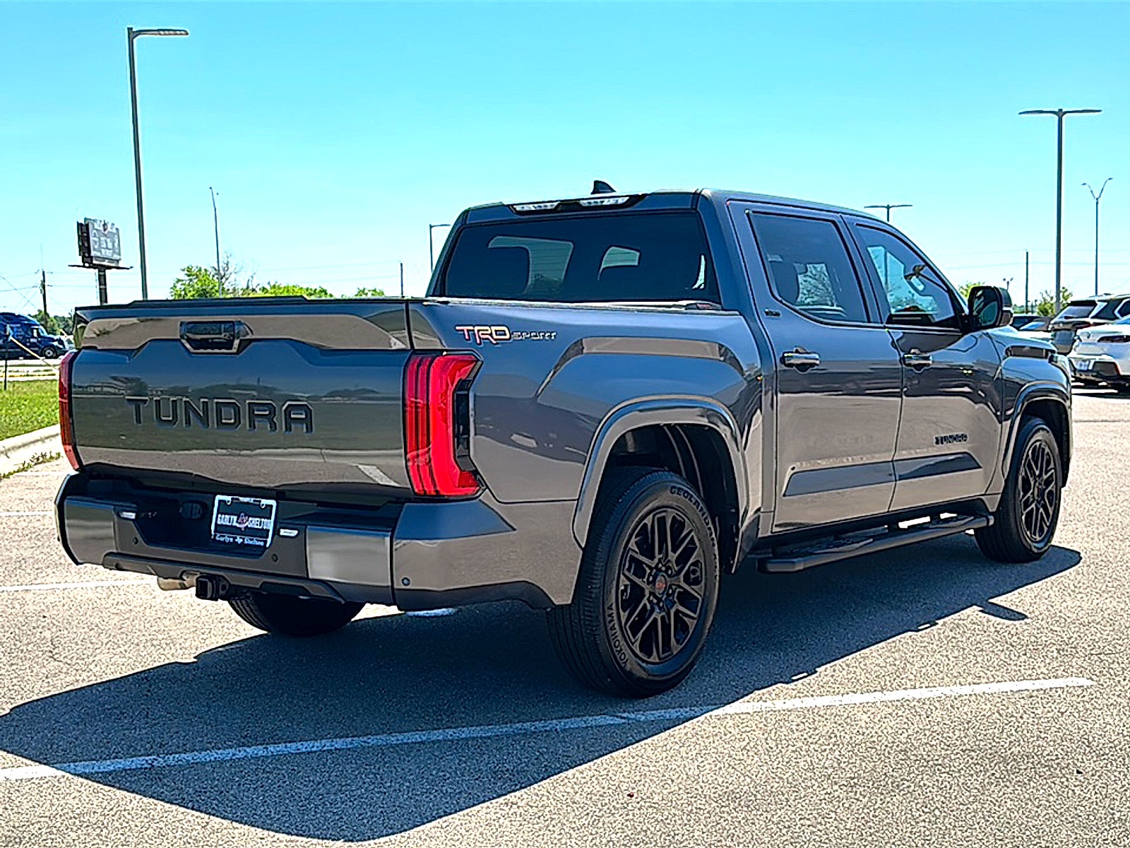 2022 Toyota Tundra SR5