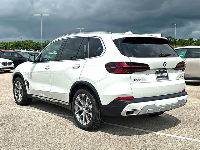 2026 BMW X5 sDrive40i